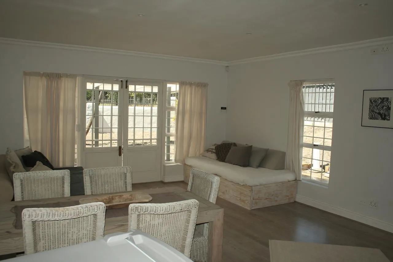 Acquavitae Guest House Κέιπ Τάουν