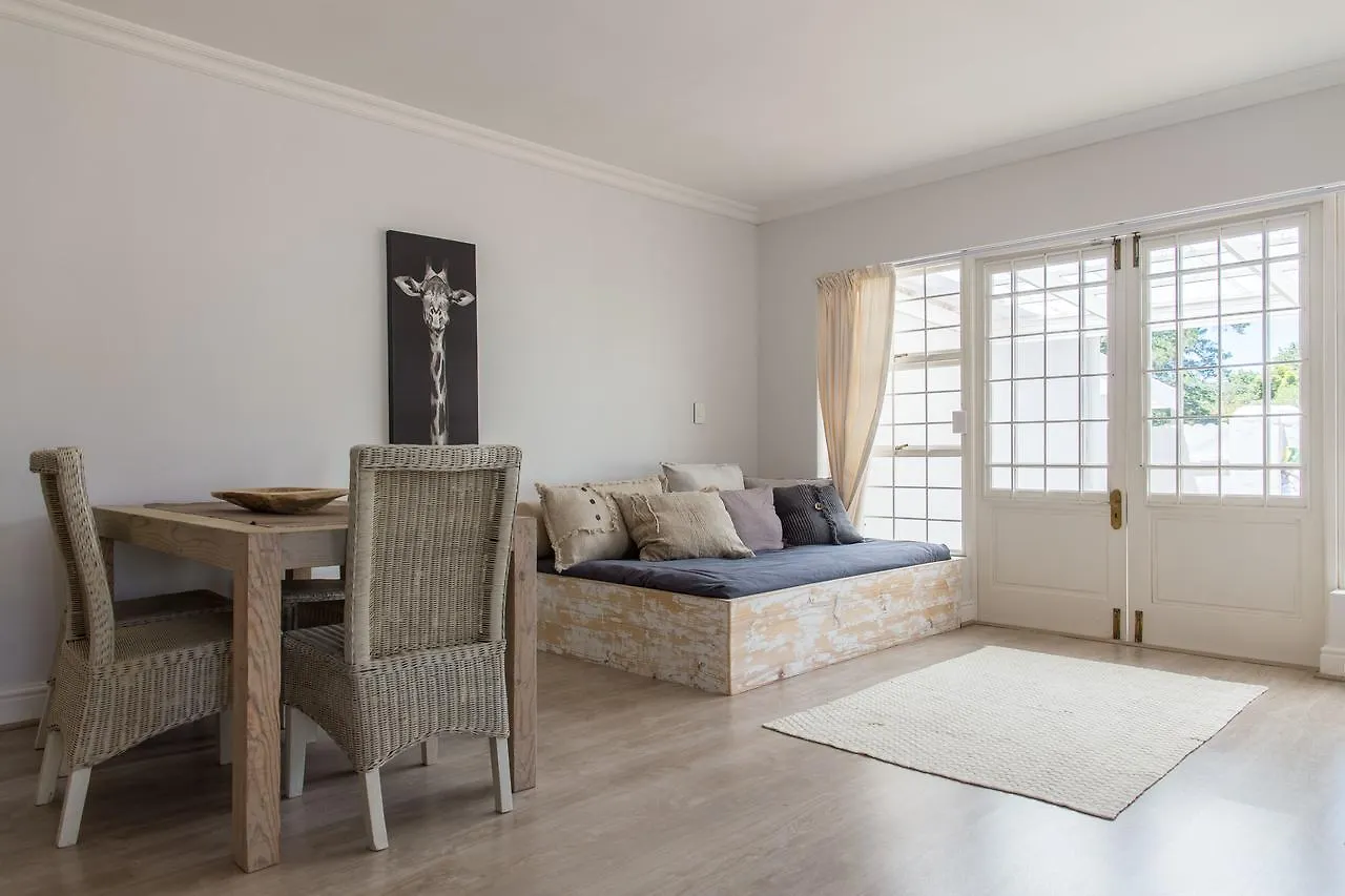 Acquavitae Guest House Κέιπ Τάουν