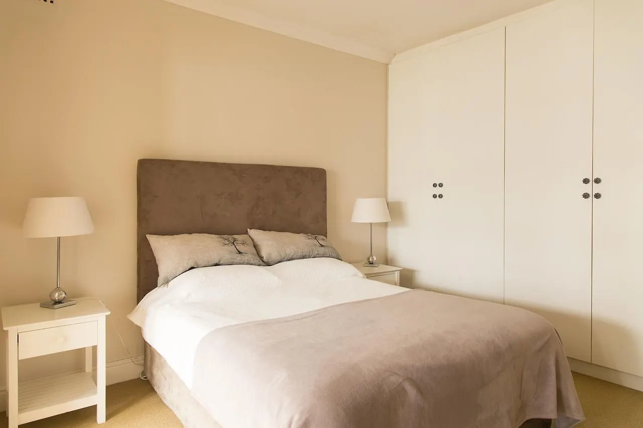 Acquavitae Guest House Κέιπ Τάουν